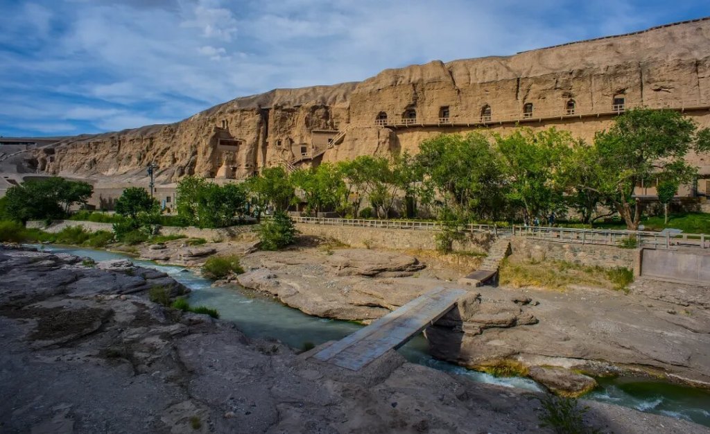 瓜州县 2024 年文旅融合发展成果斐然