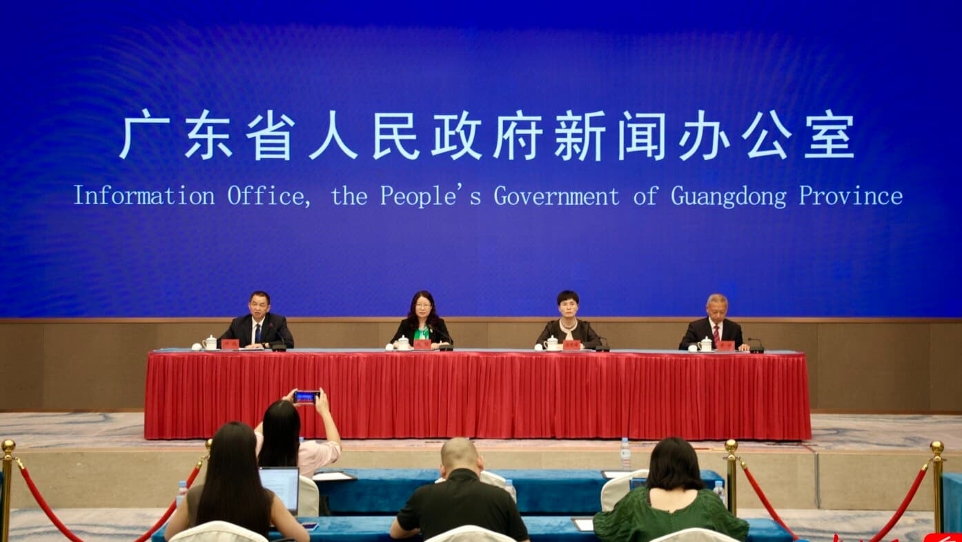 龙舟逐浪迎端午 文旅焕新燃盛夏！广东推出双主题活动释放假日消费活力